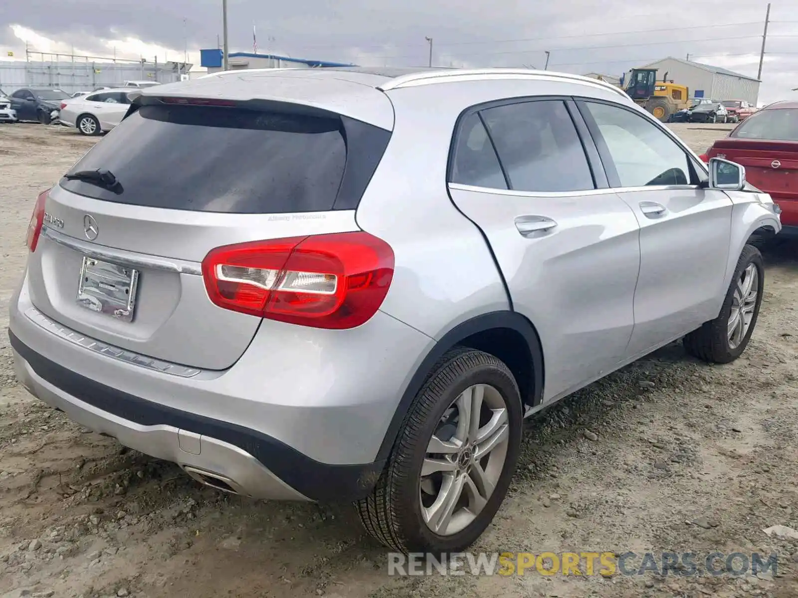 4 Photograph of a damaged car WDCTG4EB6KU000844 MERCEDES-BENZ GLA 250 2019