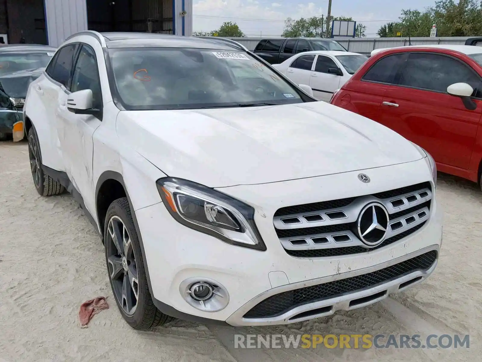 1 Photograph of a damaged car WDCTG4EB6KU004182 MERCEDES-BENZ GLA 250 2019