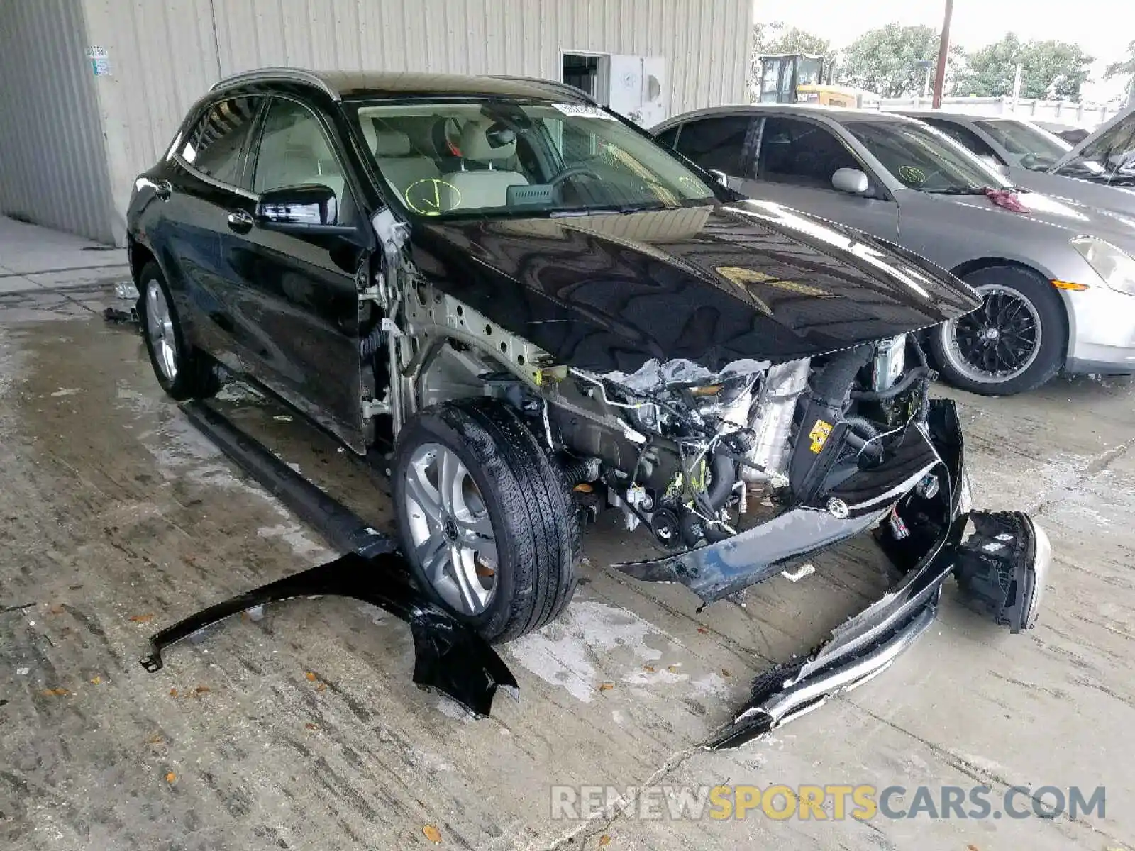 1 Photograph of a damaged car WDCTG4EB6KU014145 MERCEDES-BENZ GLA 250 2019