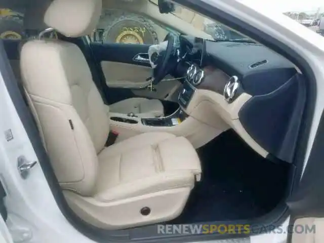 5 Photograph of a damaged car WDCTG4EB8KU000571 MERCEDES-BENZ GLA 250 2019