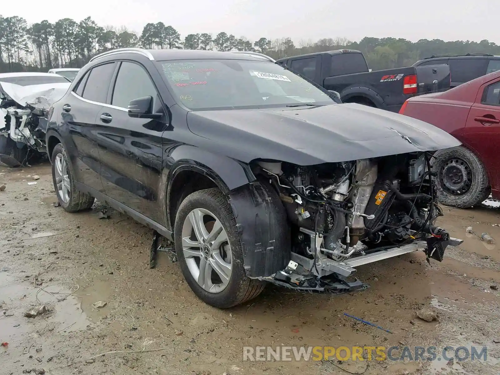 1 Photograph of a damaged car WDCTG4EBXKU001382 MERCEDES-BENZ GLA 250 2019