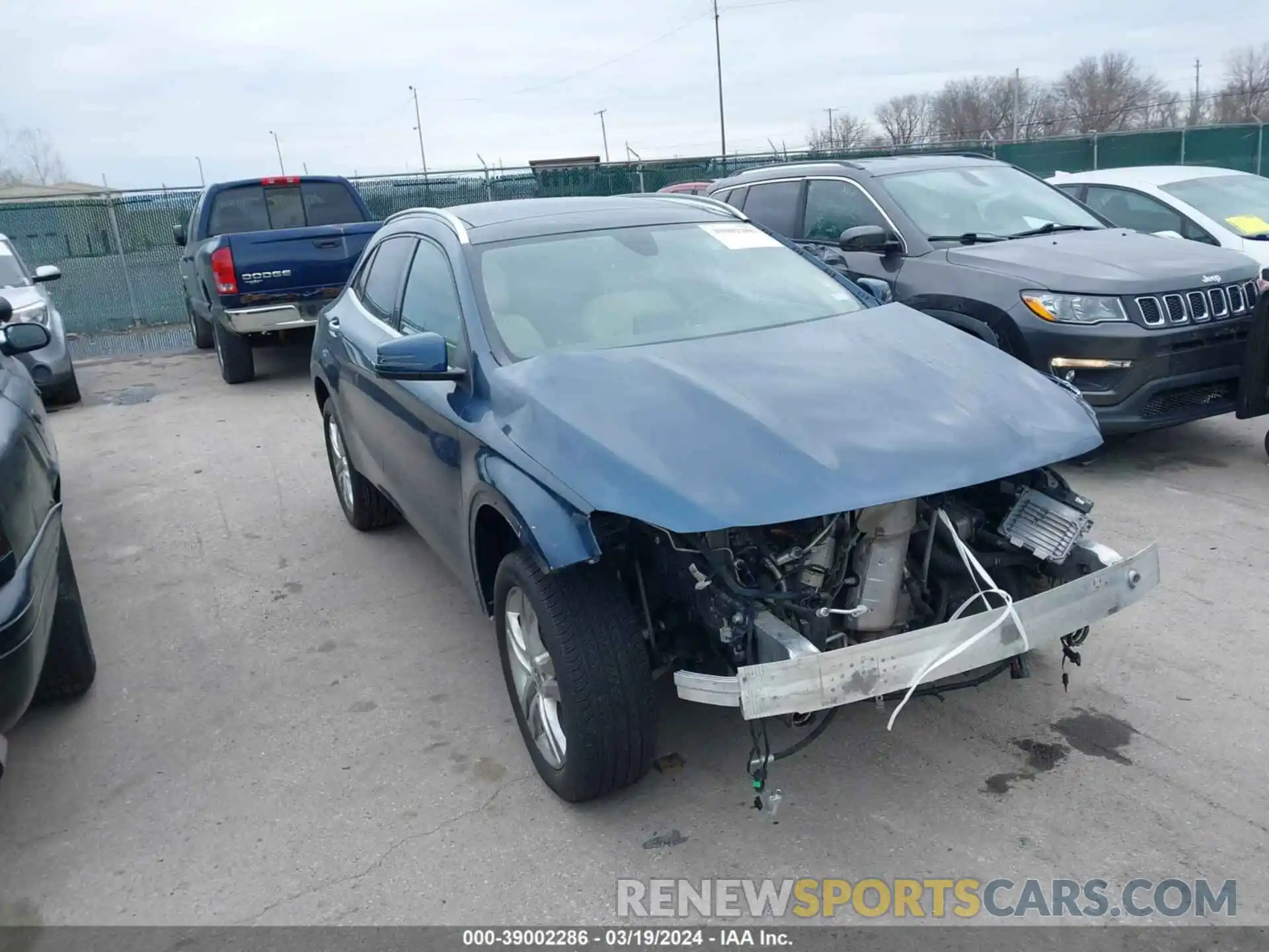 1 Photograph of a damaged car WDCTG4GB3KJ621926 MERCEDES-BENZ GLA 250 2019