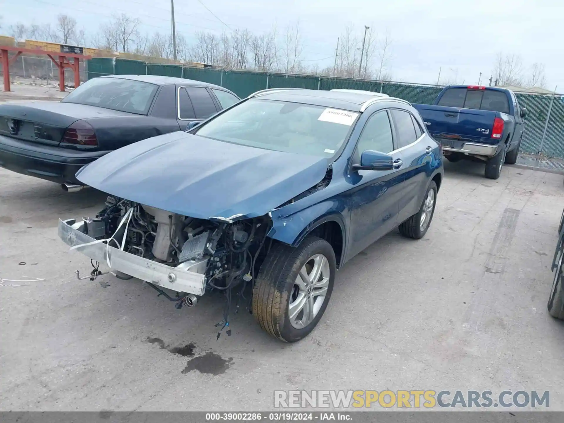 2 Photograph of a damaged car WDCTG4GB3KJ621926 MERCEDES-BENZ GLA 250 2019