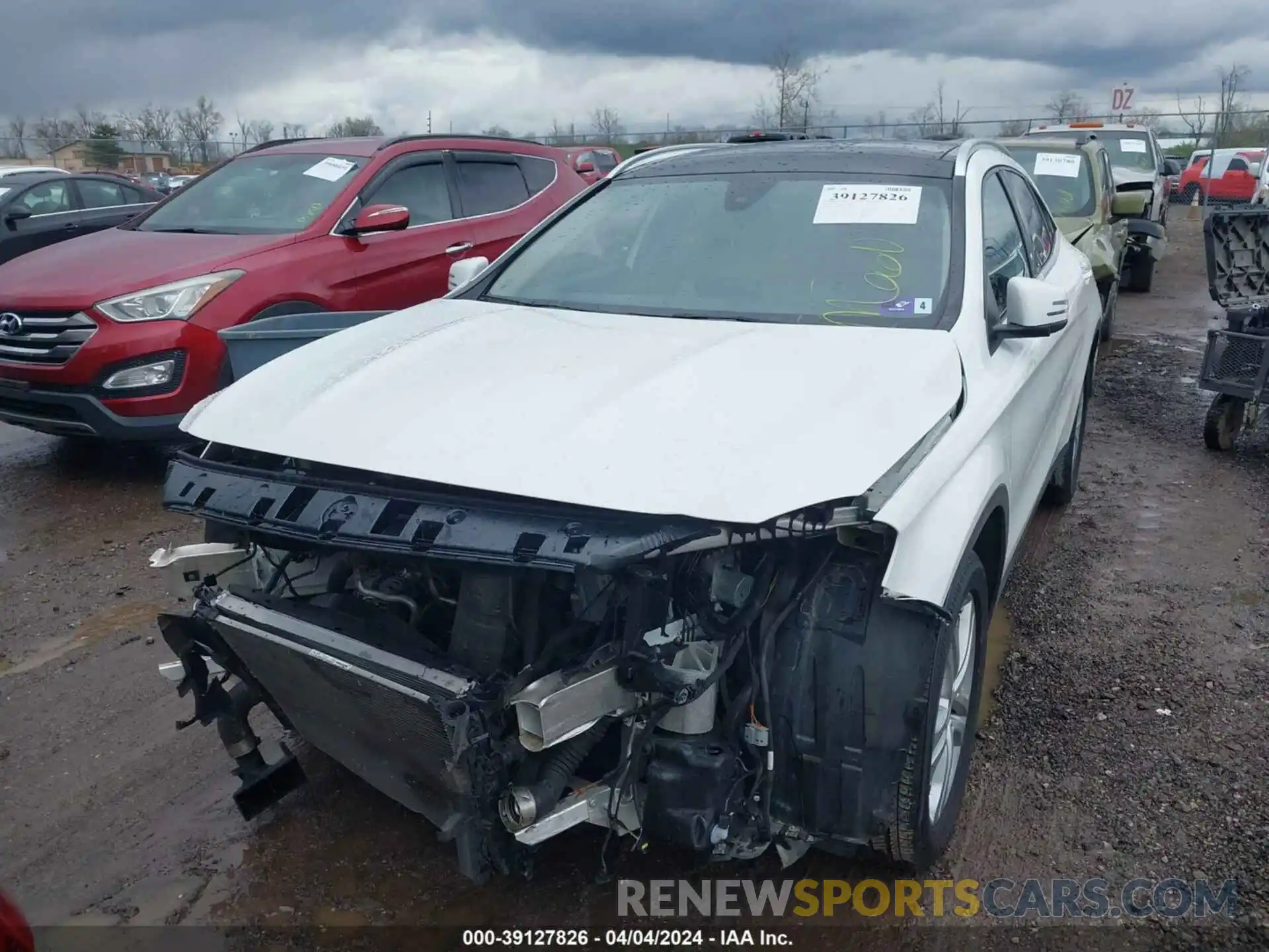 12 Photograph of a damaged car WDCTG4GB3KU020045 MERCEDES-BENZ GLA 250 2019