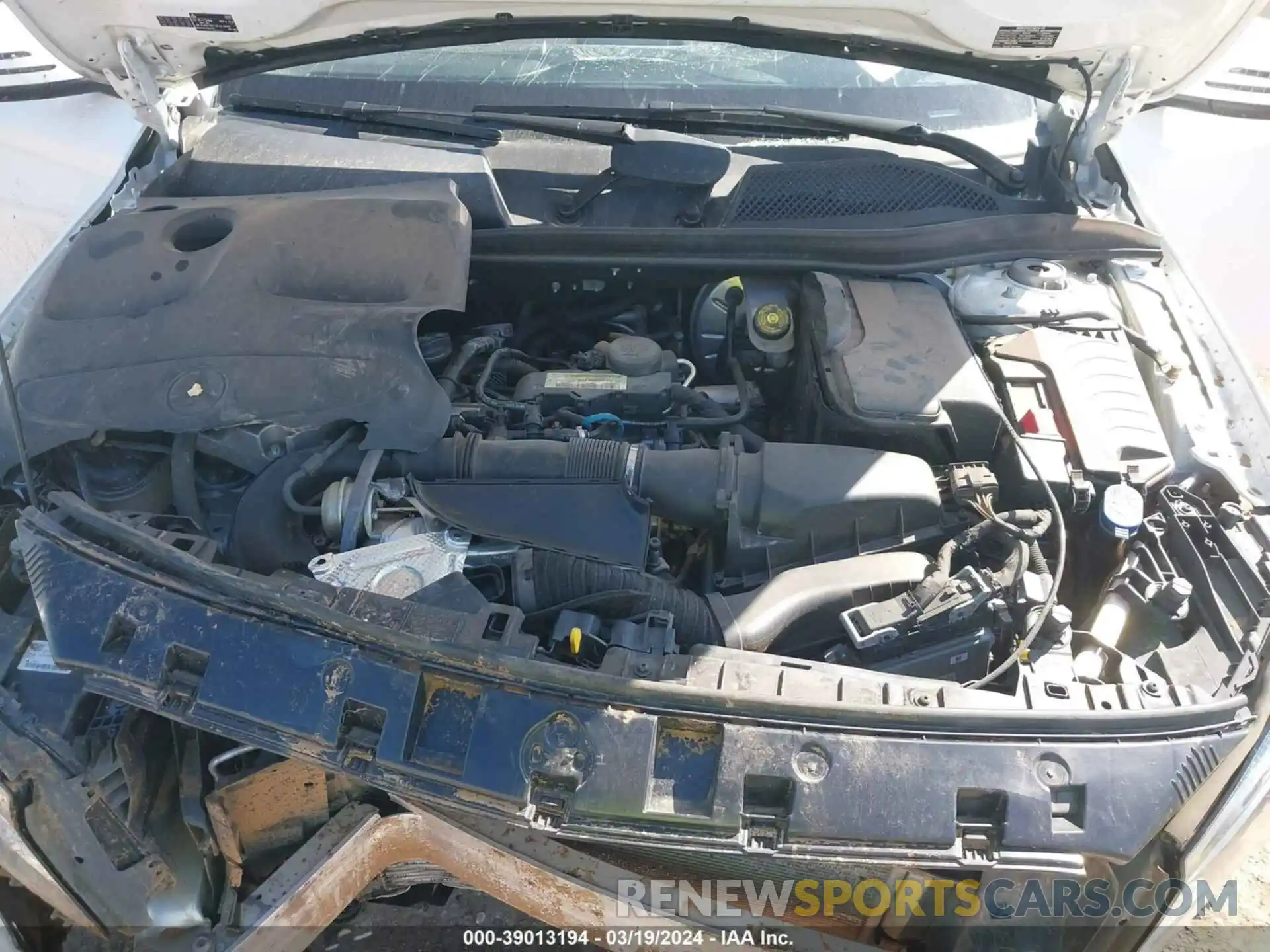 10 Photograph of a damaged car W1NTG4EB1LU029135 MERCEDES-BENZ GLA 250 2020