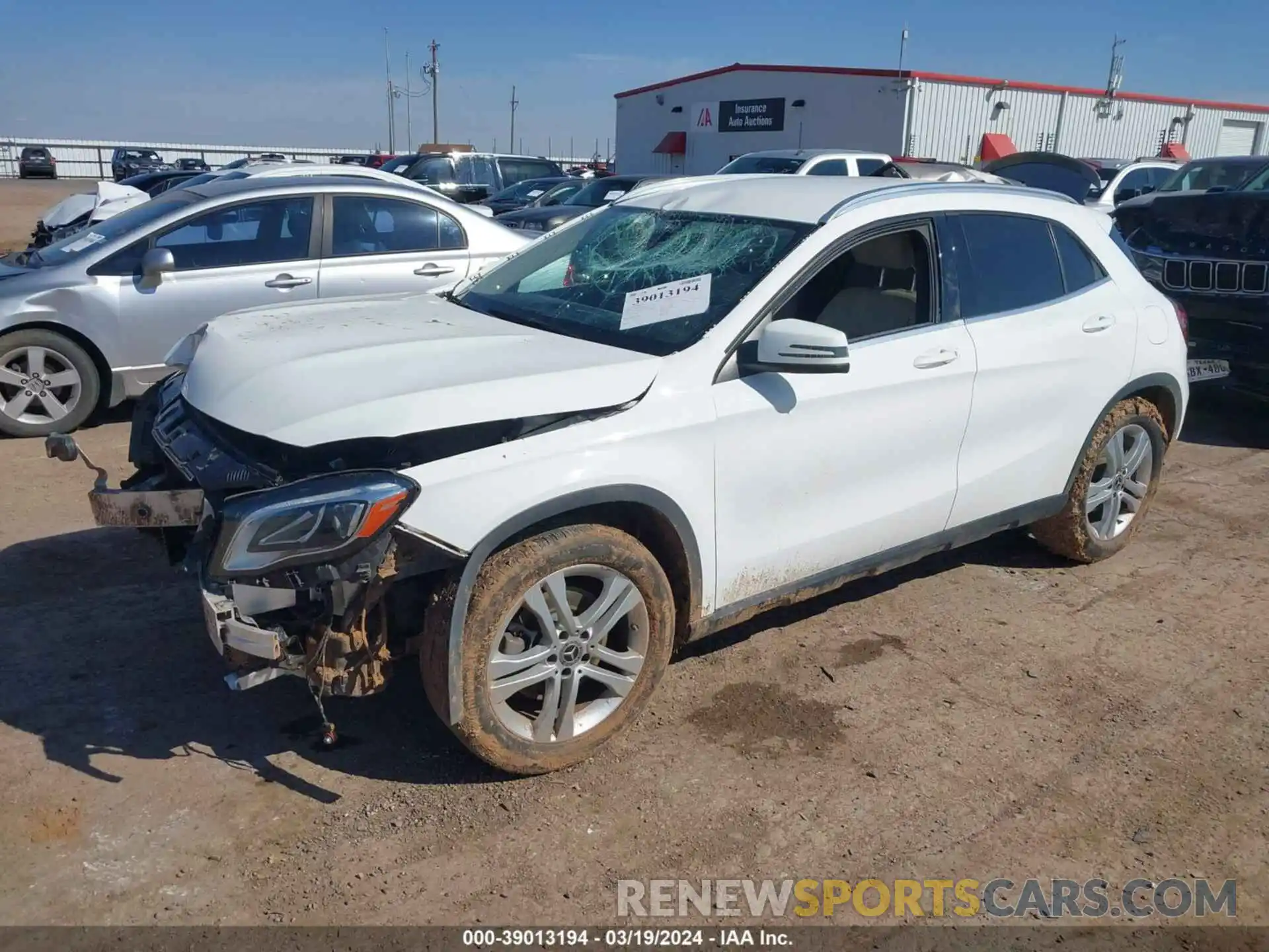 2 Photograph of a damaged car W1NTG4EB1LU029135 MERCEDES-BENZ GLA 250 2020