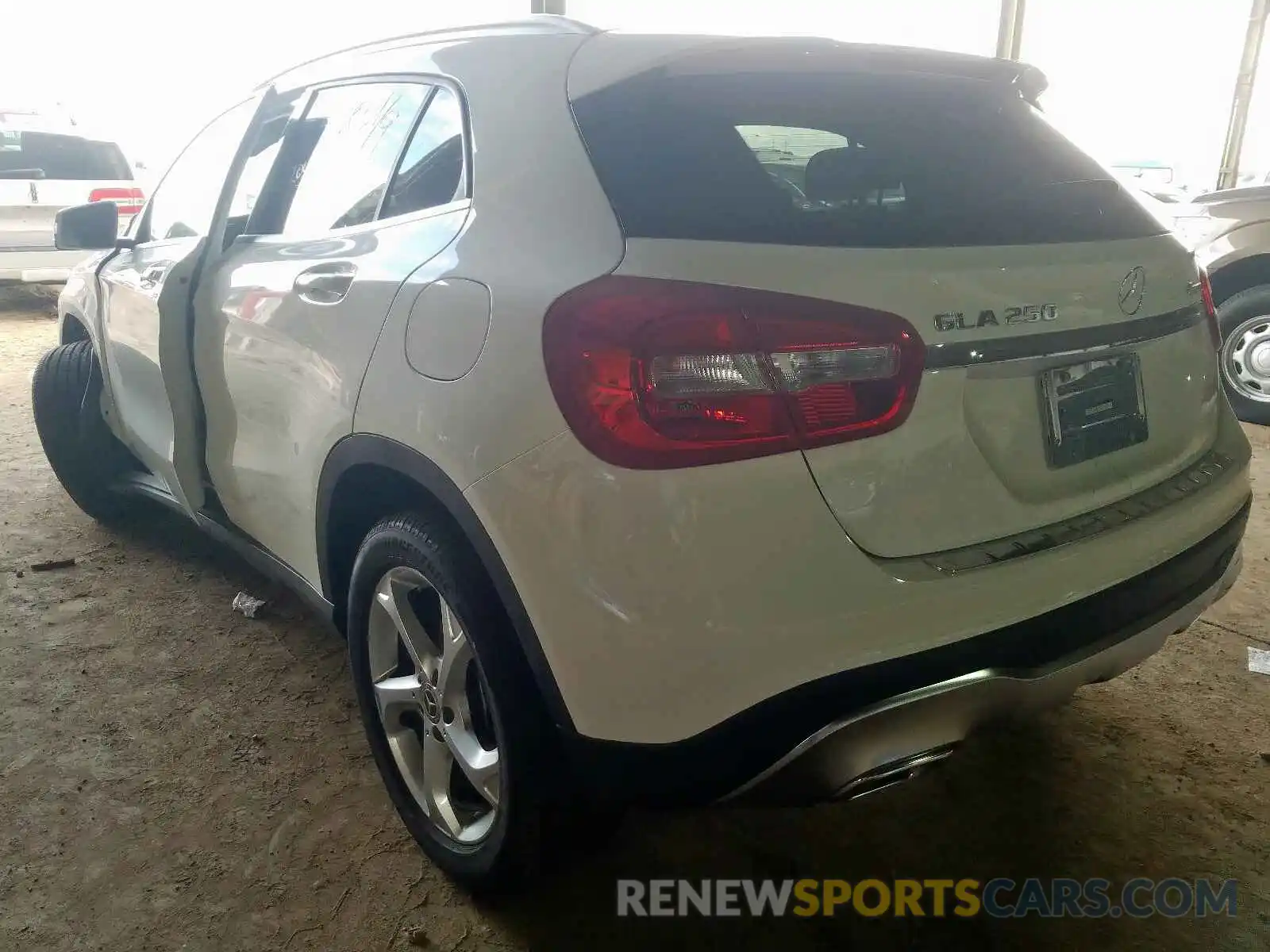 3 Photograph of a damaged car WDCTG4EB1LU024812 MERCEDES-BENZ GLA 250 2020