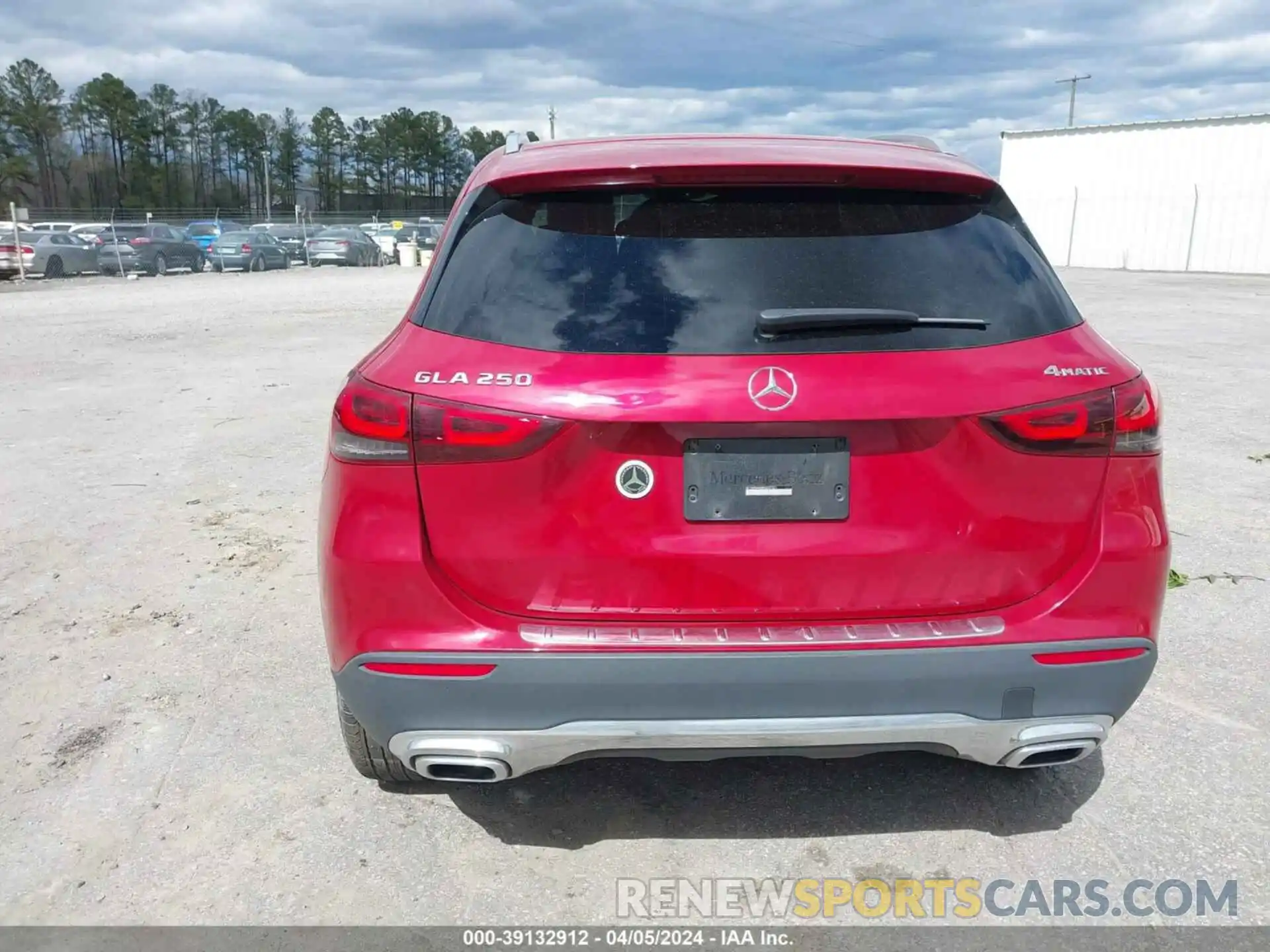 16 Photograph of a damaged car W1N4N4HB8MJ207521 MERCEDES-BENZ GLA 250 2021