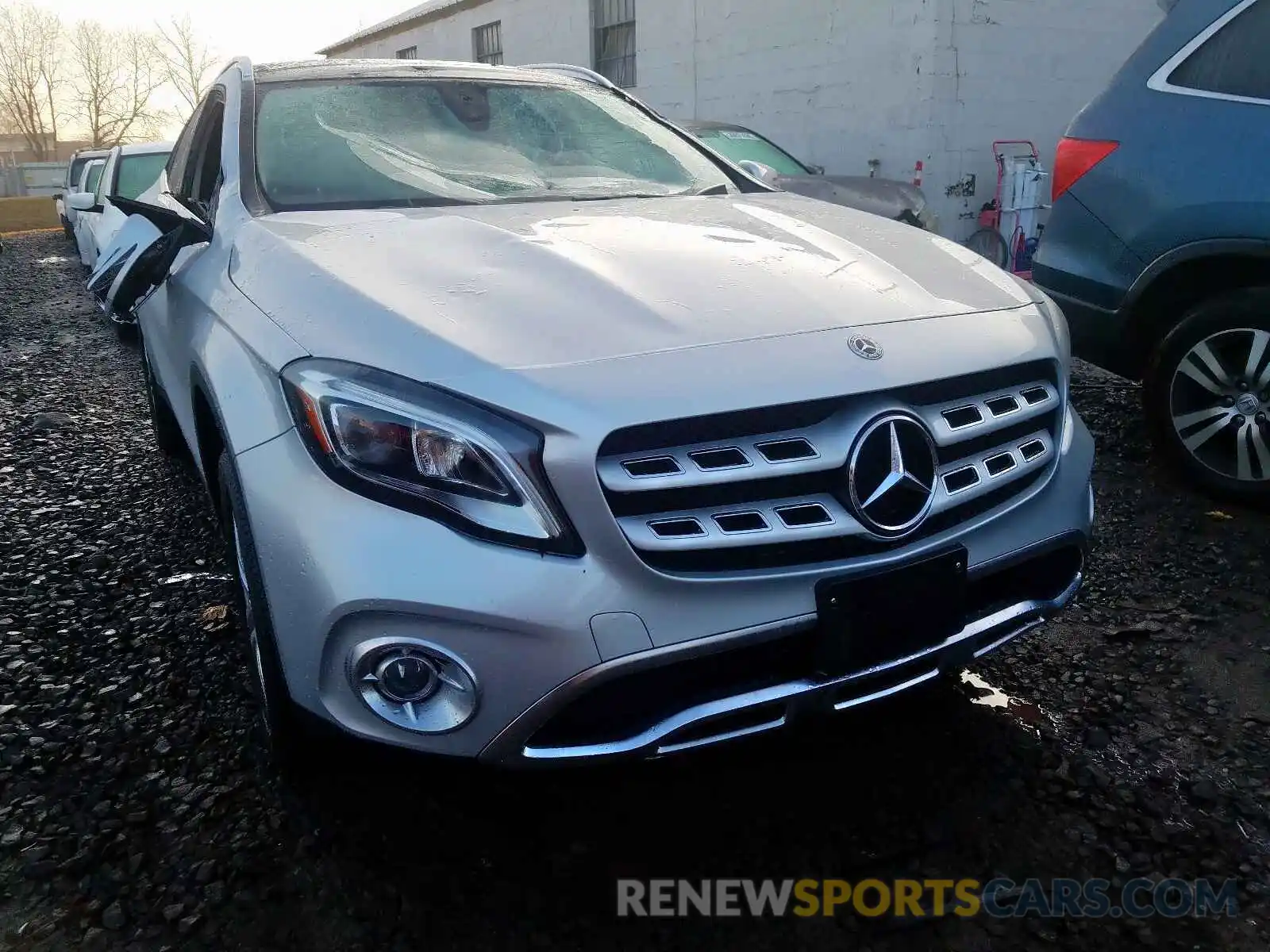 1 Photograph of a damaged car WDCTG4GB2KU016570 MERCEDES-BENZ GLA 250 4M 2019