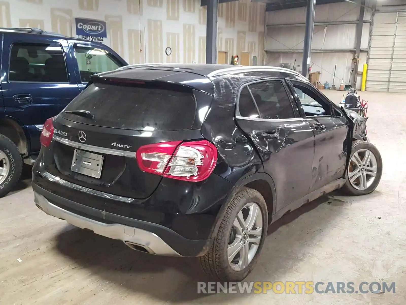 4 Photograph of a damaged car WDCTG4GB5KJ548431 MERCEDES-BENZ GLA 250 4M 2019