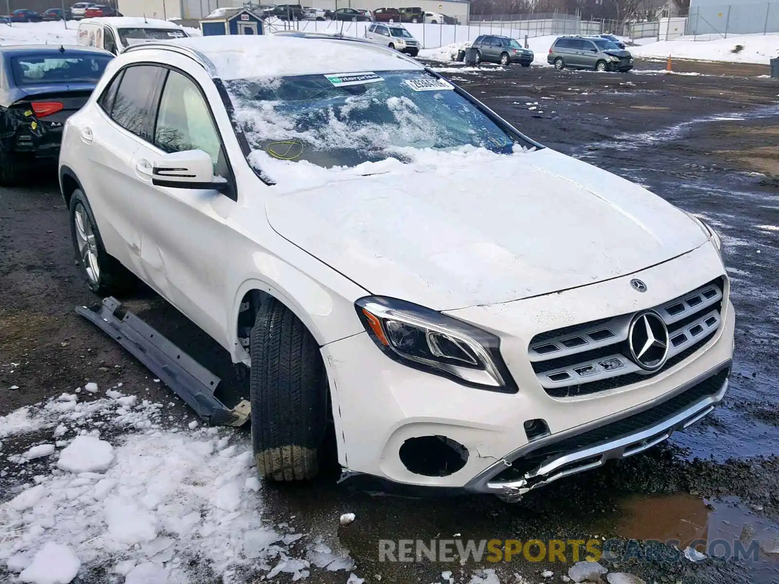 1 Photograph of a damaged car WDCTG4GB6KJ586038 MERCEDES-BENZ GLA 250 4M 2019