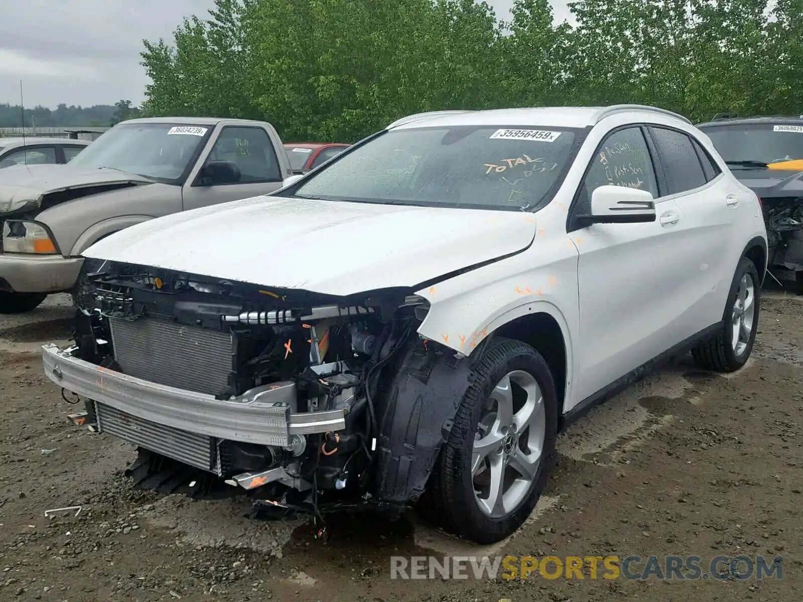 2 Photograph of a damaged car WDCTG4GB7KJ549483 MERCEDES-BENZ GLA 250 4M 2019