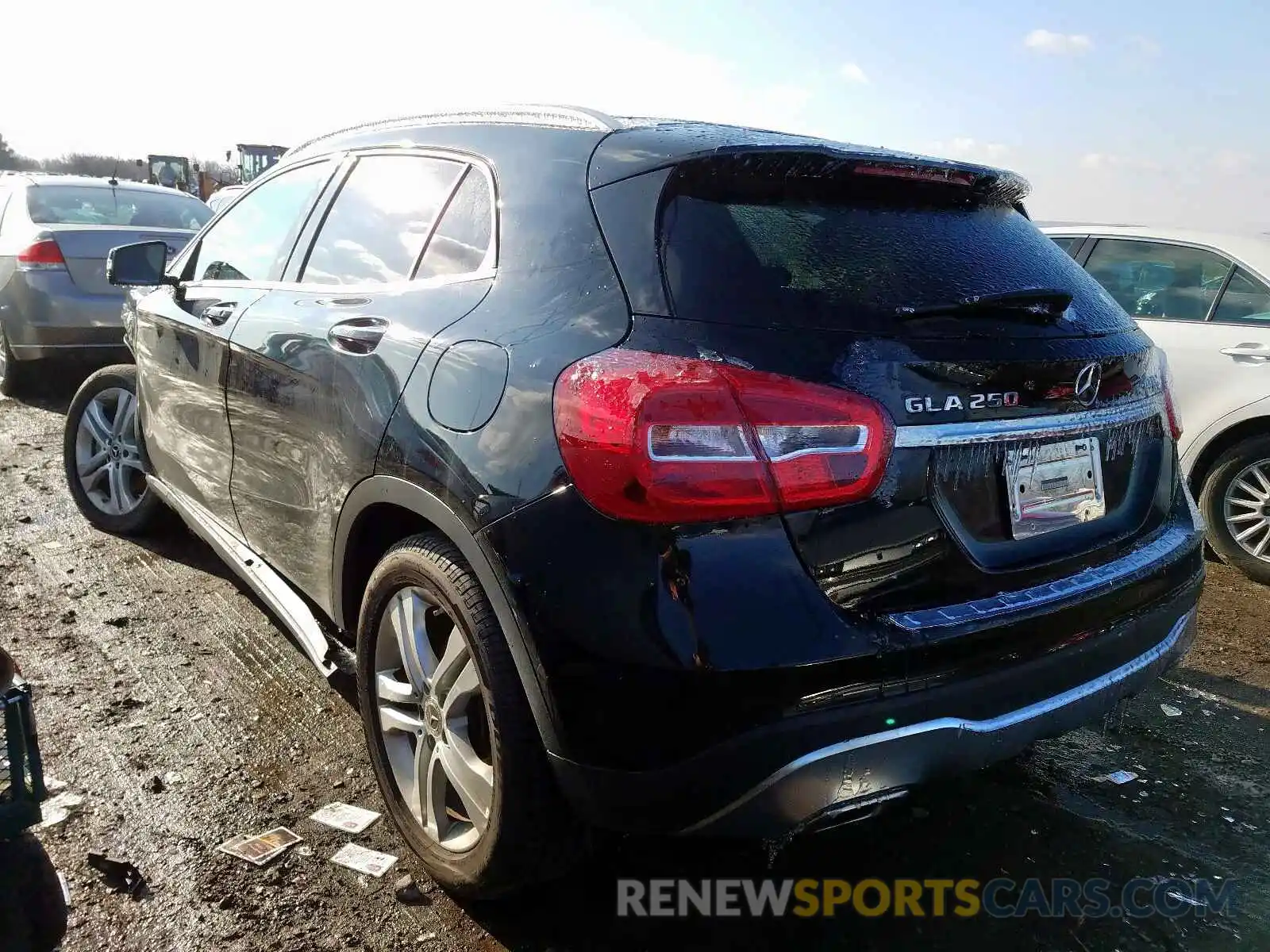 3 Photograph of a damaged car WDCTG4GBXKJ552118 MERCEDES-BENZ GLA 250 4M 2019