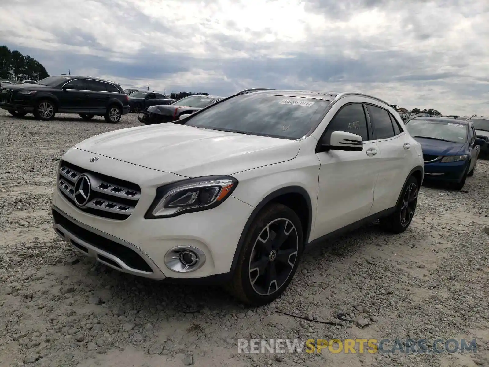 2 Фотография поврежденного автомобиля WDCTG4EB0KU007465 MERCEDES-BENZ GLA-CLASS 2019