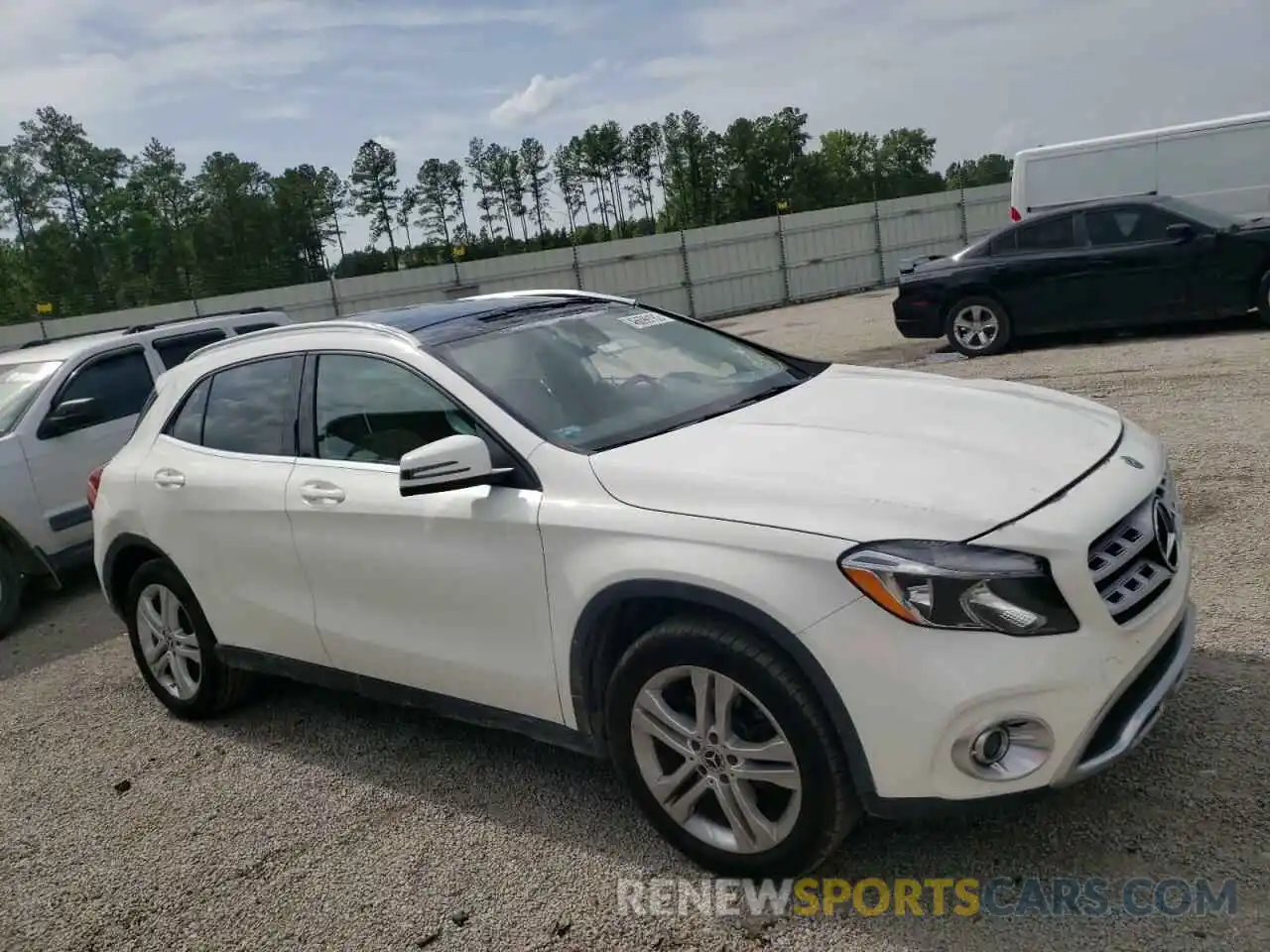 1 Photograph of a damaged car WDCTG4EB0KU014609 MERCEDES-BENZ GLA-CLASS 2019