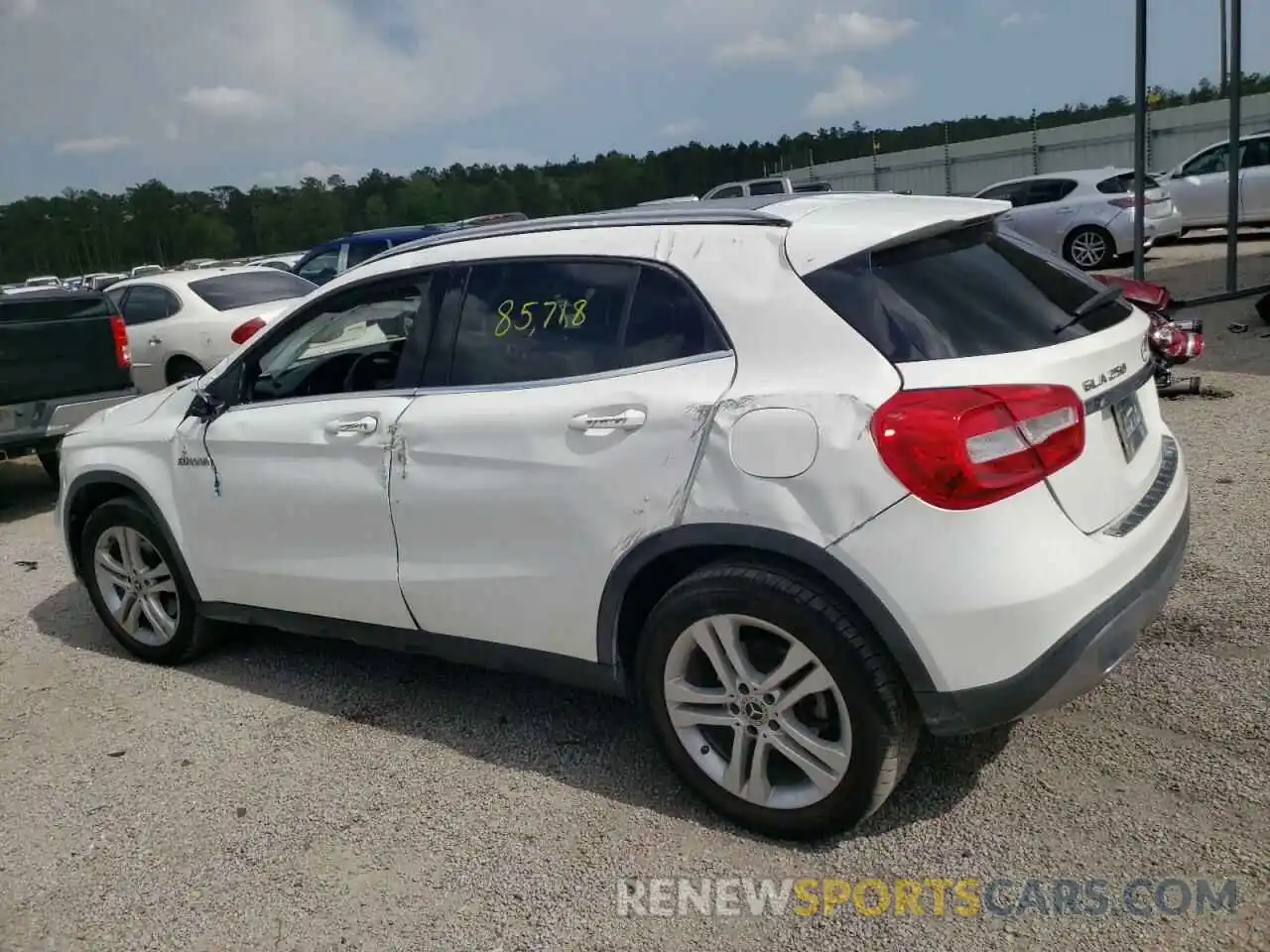 3 Photograph of a damaged car WDCTG4EB0KU014609 MERCEDES-BENZ GLA-CLASS 2019