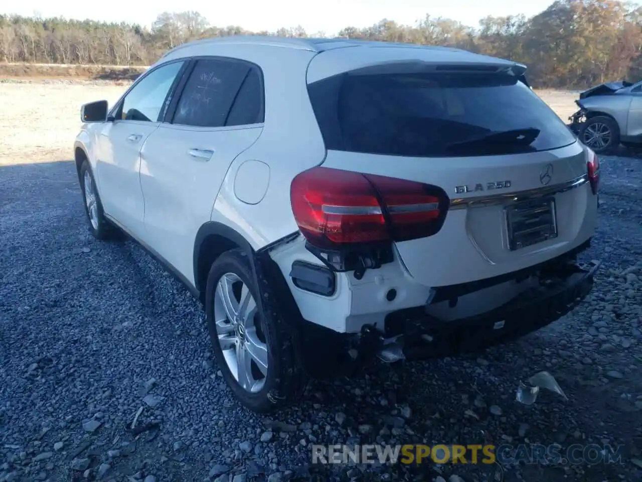 3 Photograph of a damaged car WDCTG4EB1KJ553810 MERCEDES-BENZ GLA-CLASS 2019