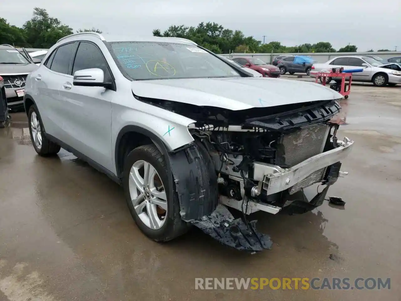 1 Photograph of a damaged car WDCTG4EB1KJ581672 MERCEDES-BENZ GLA-CLASS 2019