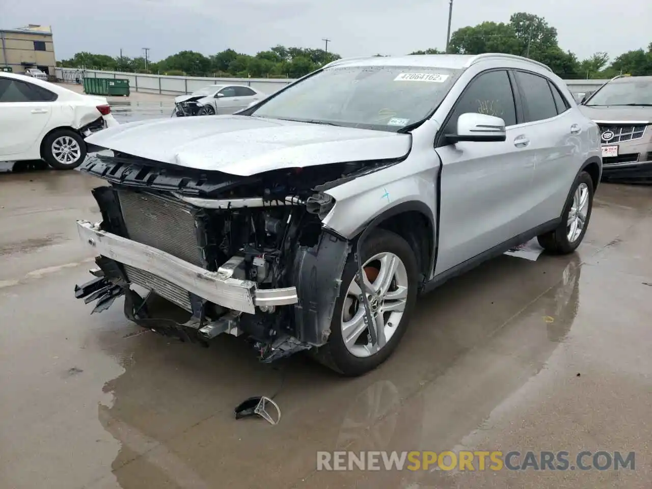 2 Photograph of a damaged car WDCTG4EB1KJ581672 MERCEDES-BENZ GLA-CLASS 2019