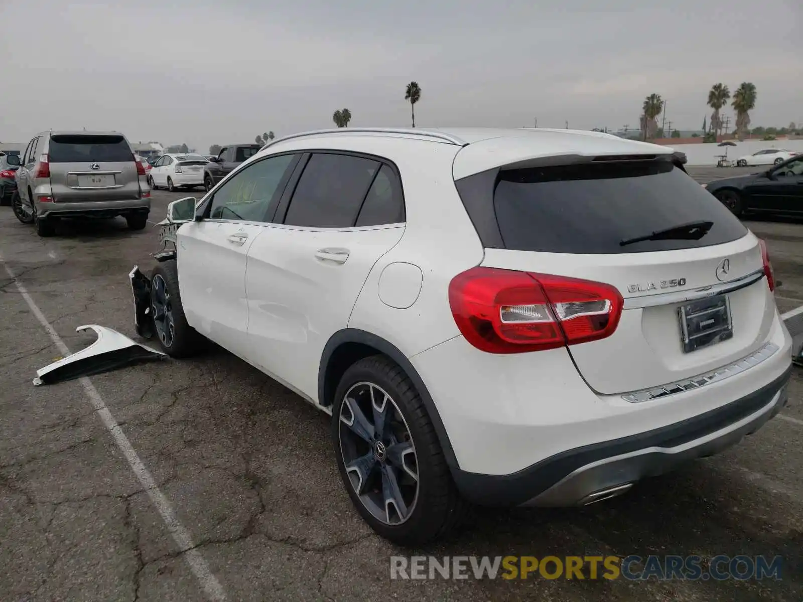 3 Photograph of a damaged car WDCTG4EB1KU001089 MERCEDES-BENZ GLA-CLASS 2019