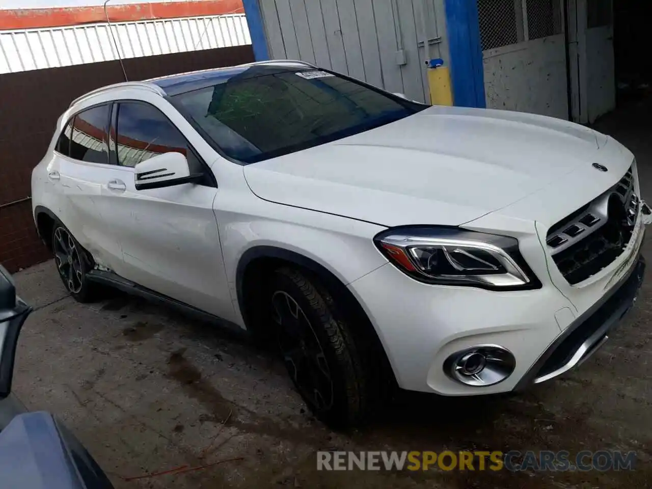 4 Фотография поврежденного автомобиля WDCTG4EB1KU001173 MERCEDES-BENZ GLA-CLASS 2019