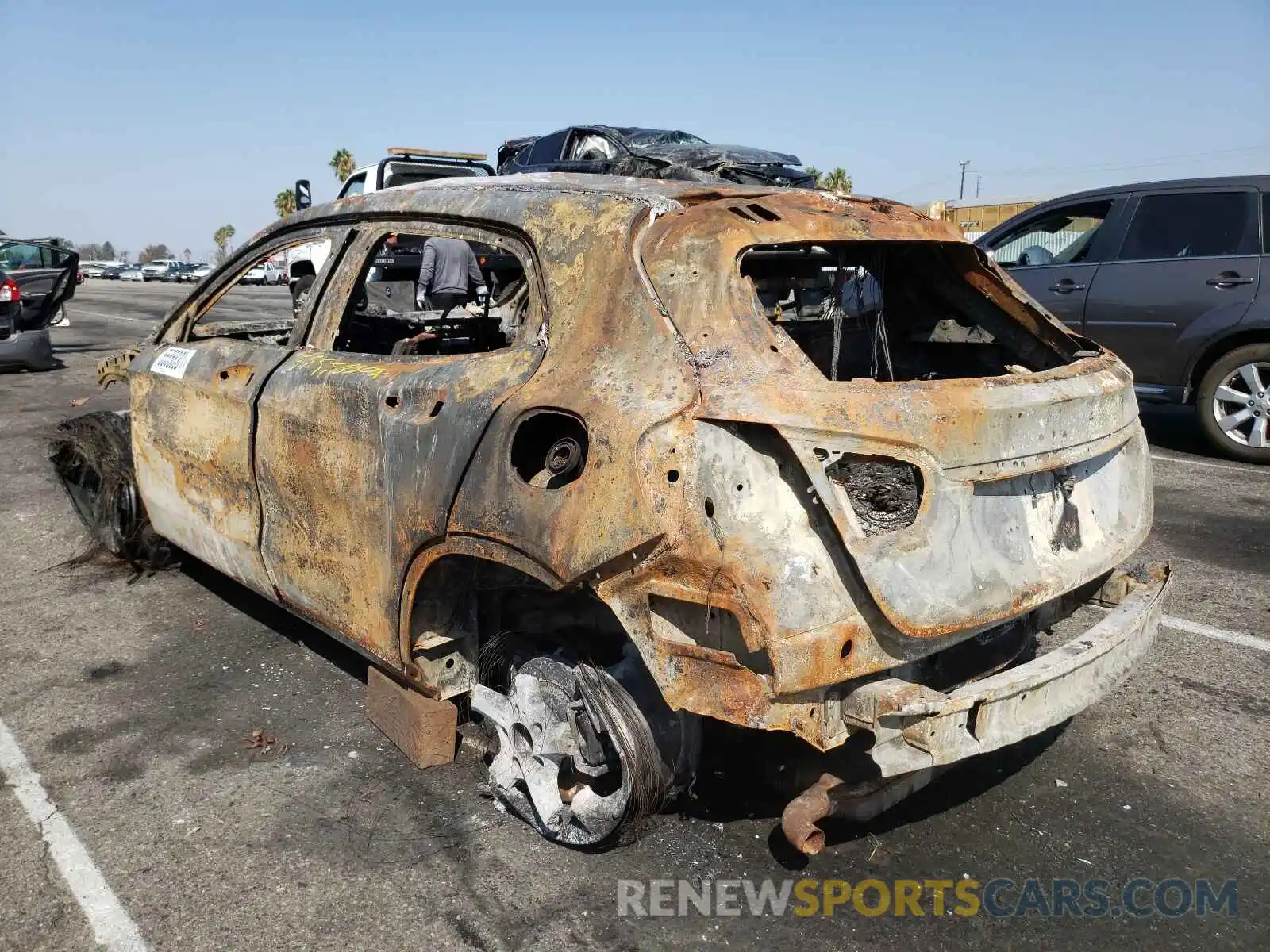 3 Photograph of a damaged car WDCTG4EB1KU010097 MERCEDES-BENZ GLA-CLASS 2019