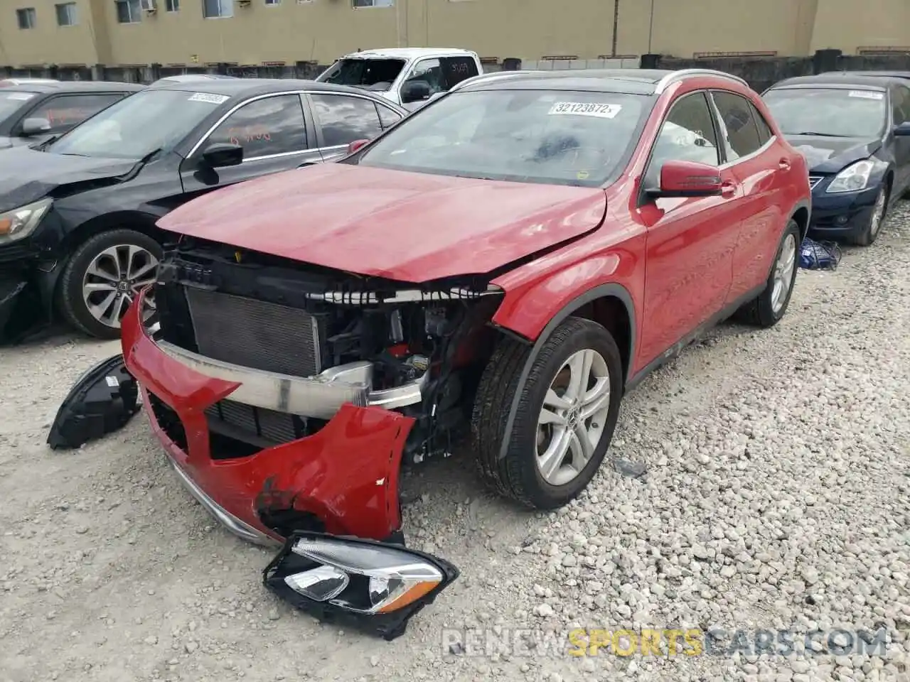 2 Photograph of a damaged car WDCTG4EB1KU014599 MERCEDES-BENZ GLA-CLASS 2019