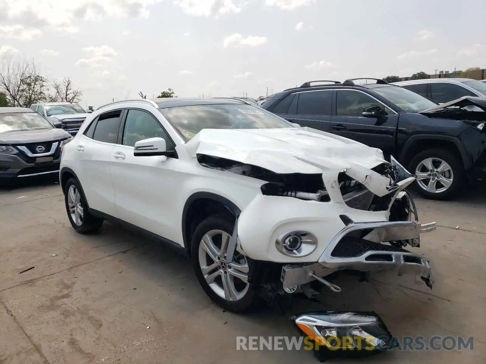 1 Photograph of a damaged car WDCTG4EB1KU020872 MERCEDES-BENZ GLA-CLASS 2019