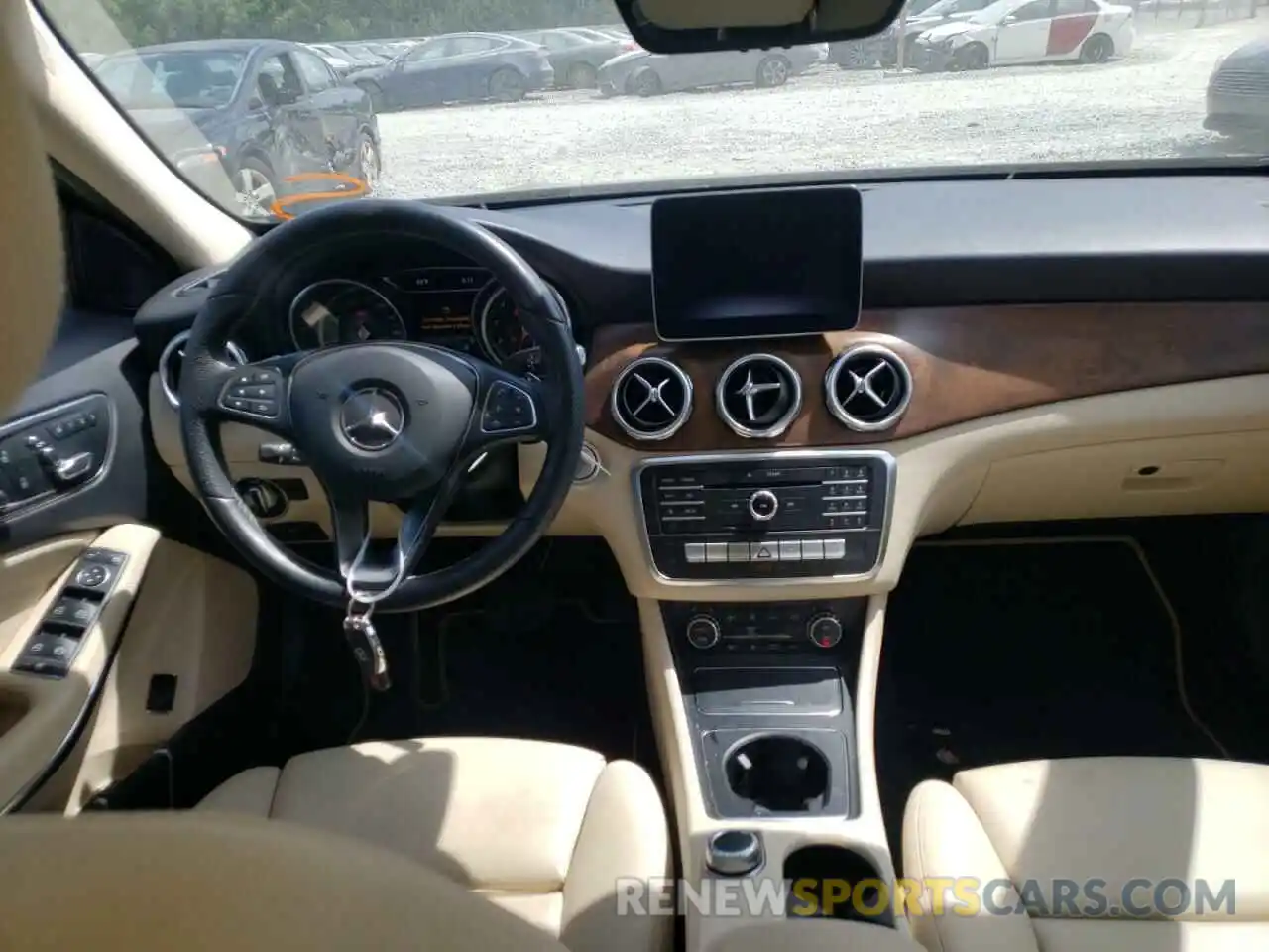 9 Фотография поврежденного автомобиля WDCTG4EB2KU001327 MERCEDES-BENZ GLA-CLASS 2019