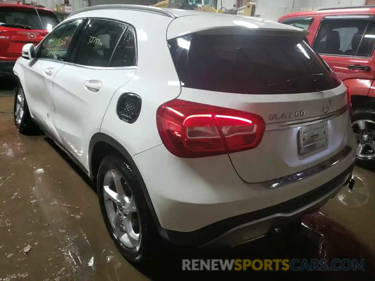 3 Photograph of a damaged car WDCTG4EB2KU008472 MERCEDES-BENZ GLA-CLASS 2019