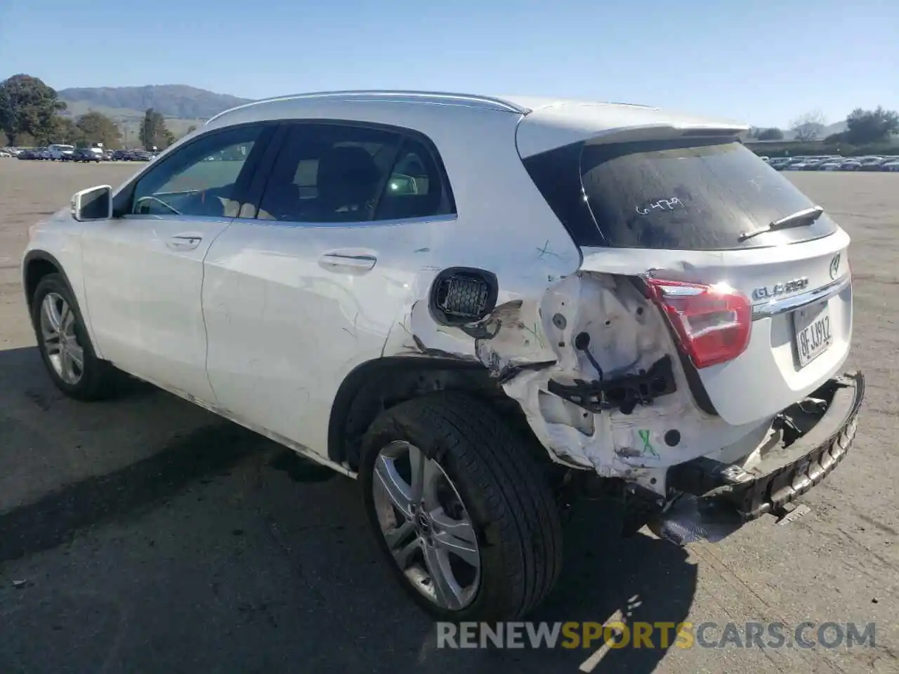 3 Photograph of a damaged car WDCTG4EB3KU002485 MERCEDES-BENZ GLA-CLASS 2019