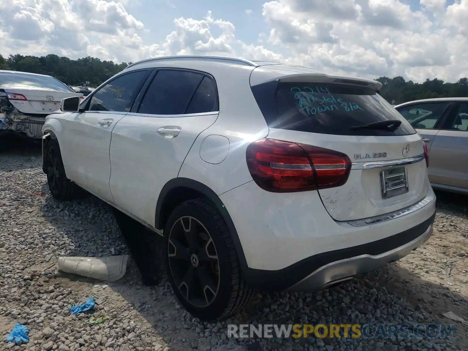 3 Photograph of a damaged car WDCTG4EB4KJ580550 MERCEDES-BENZ GLA-CLASS 2019