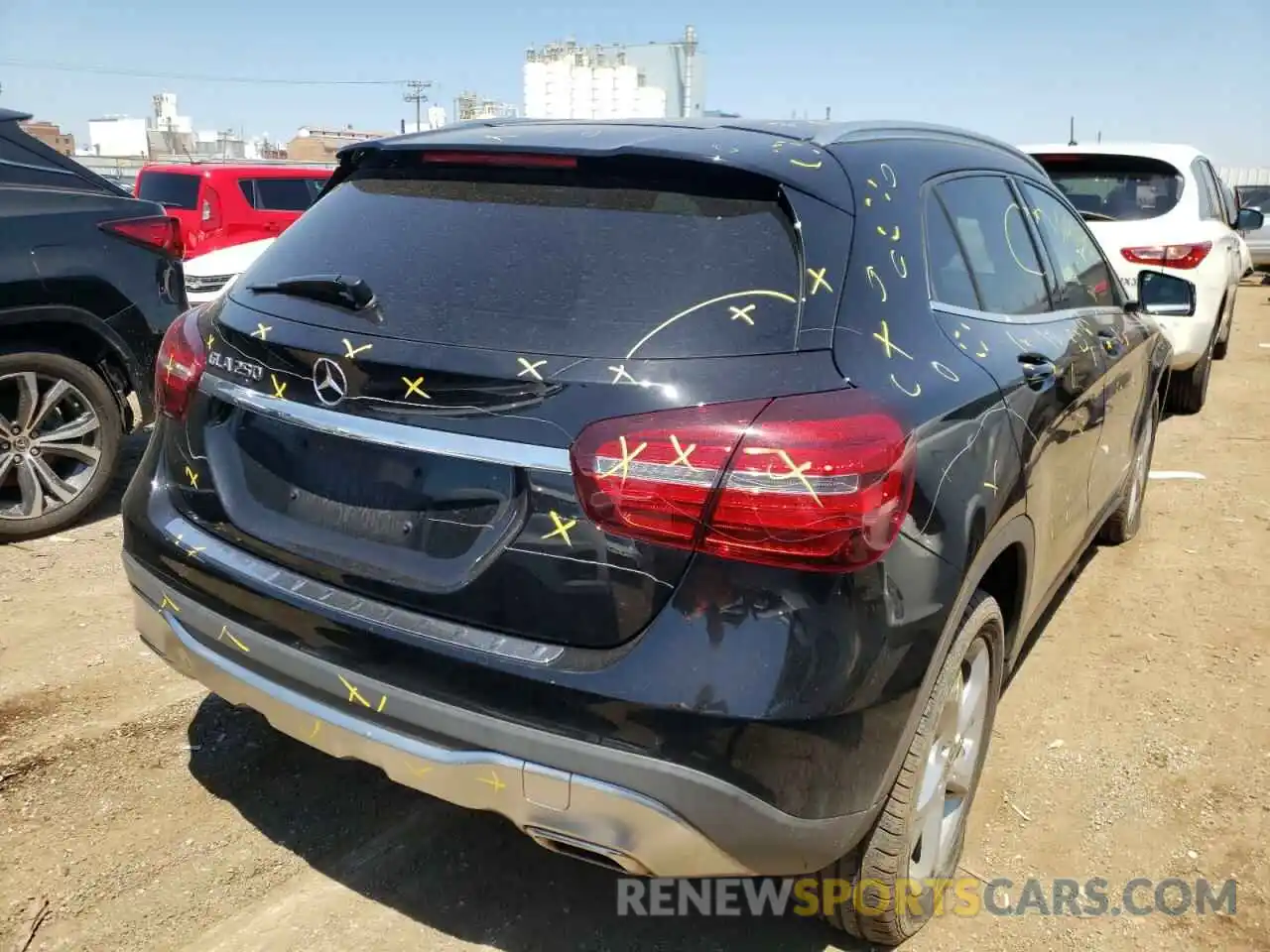 4 Фотография поврежденного автомобиля WDCTG4EB4KU003449 MERCEDES-BENZ GLA-CLASS 2019