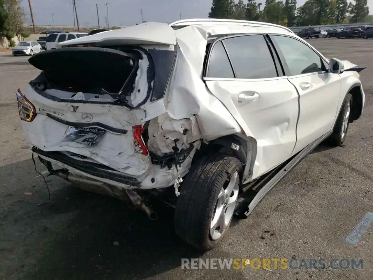 4 Photograph of a damaged car WDCTG4EB4KU005055 MERCEDES-BENZ GLA-CLASS 2019