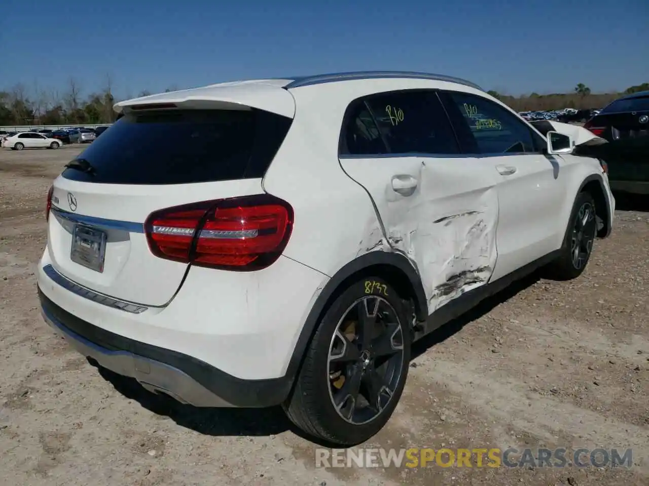 4 Photograph of a damaged car WDCTG4EB4KU009607 MERCEDES-BENZ GLA-CLASS 2019