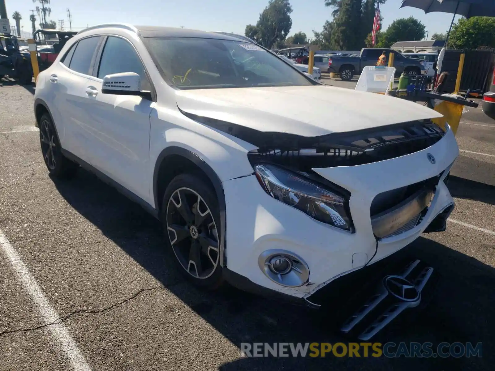 1 Photograph of a damaged car WDCTG4EB4KU012930 MERCEDES-BENZ GLA-CLASS 2019