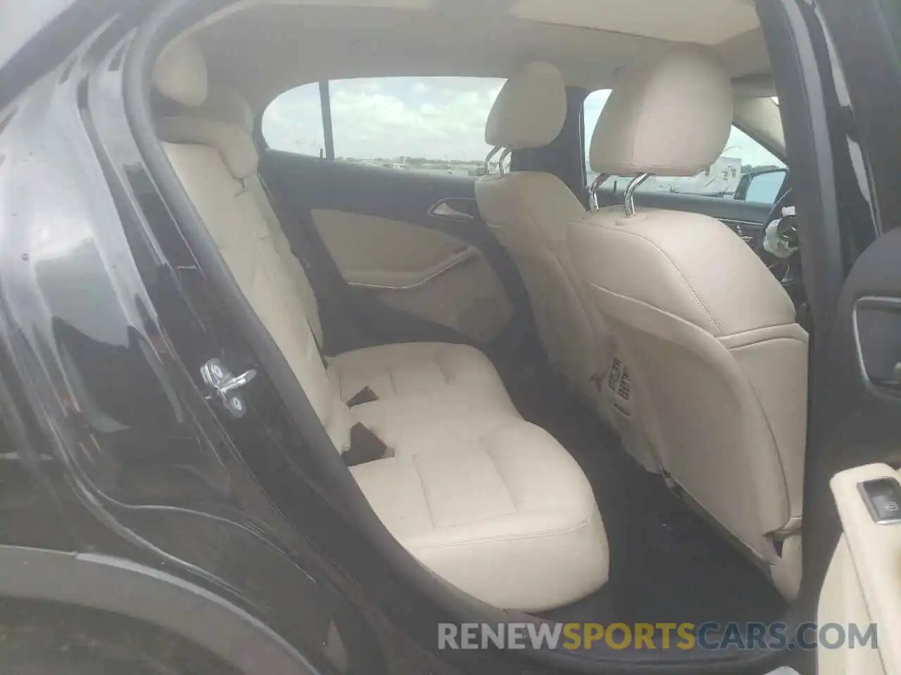 6 Photograph of a damaged car WDCTG4EB5KJ605715 MERCEDES-BENZ GLA-CLASS 2019