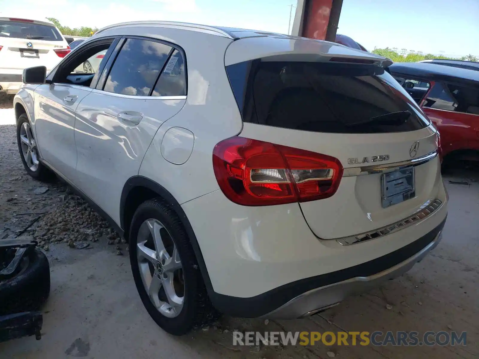 3 Photograph of a damaged car WDCTG4EB5KU000351 MERCEDES-BENZ GLA-CLASS 2019