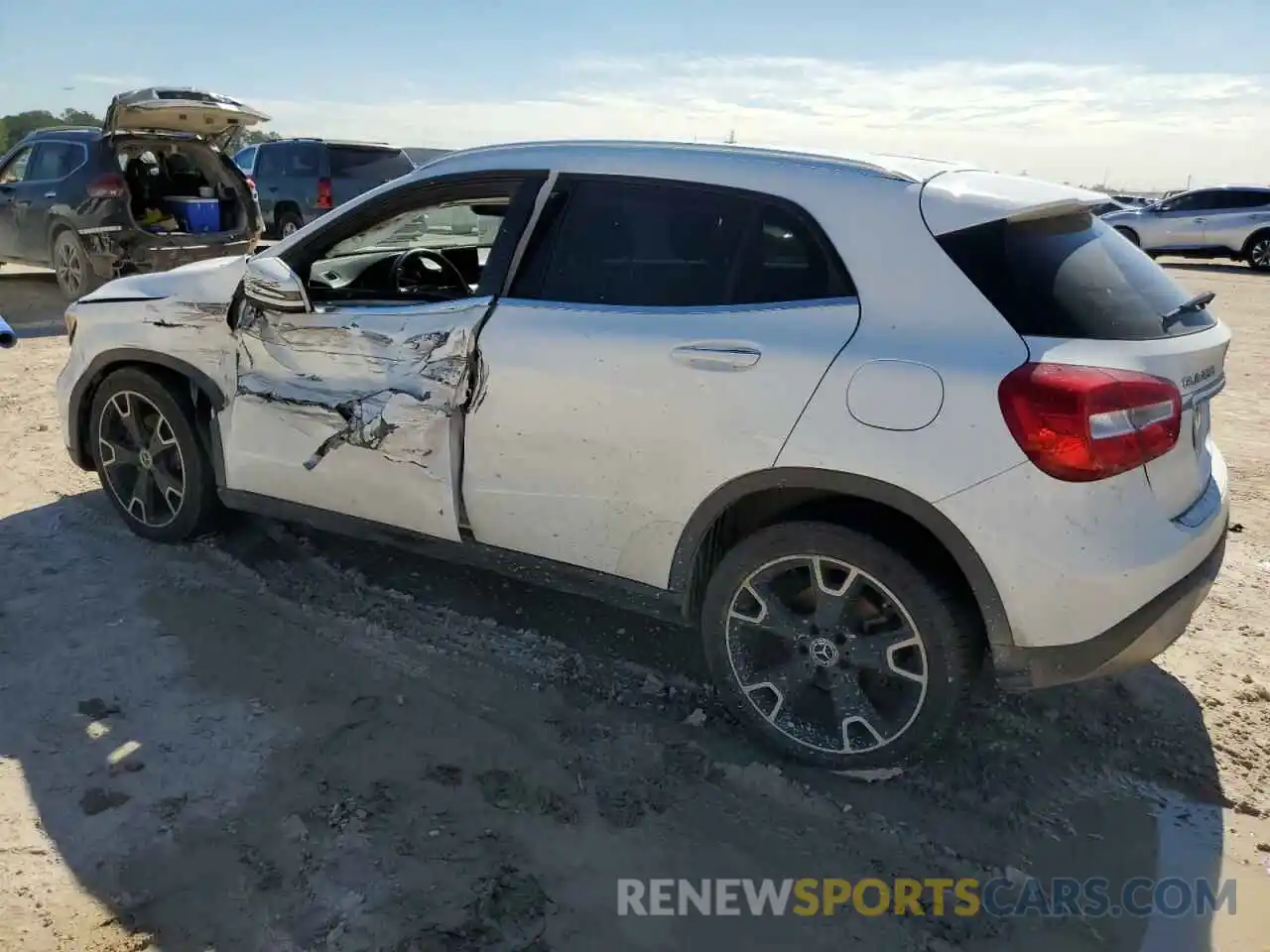 2 Photograph of a damaged car WDCTG4EB5KU005405 MERCEDES-BENZ GLA-CLASS 2019