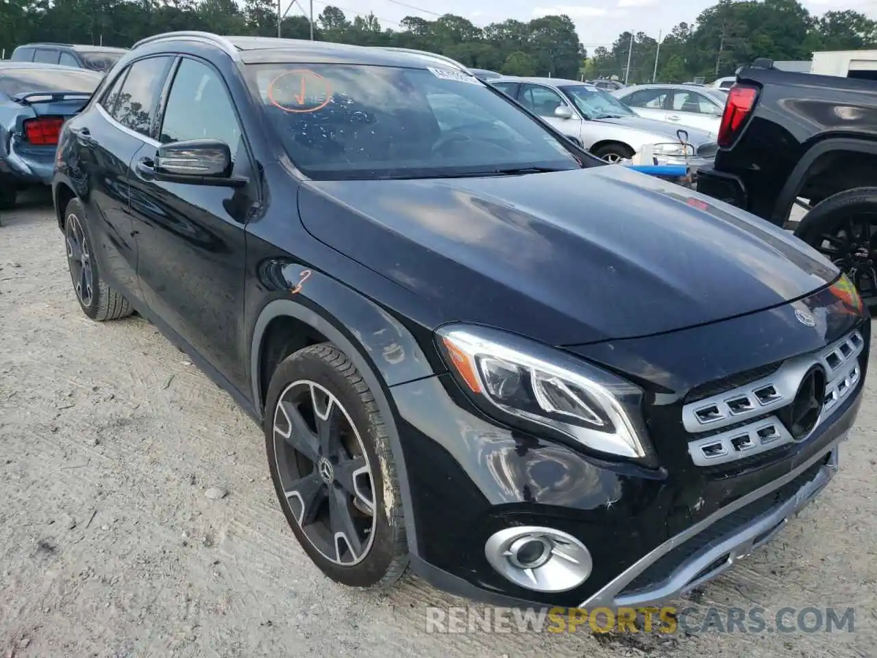 1 Photograph of a damaged car WDCTG4EB5KU005730 MERCEDES-BENZ GLA-CLASS 2019