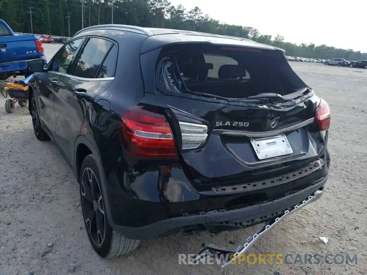 3 Photograph of a damaged car WDCTG4EB5KU005730 MERCEDES-BENZ GLA-CLASS 2019