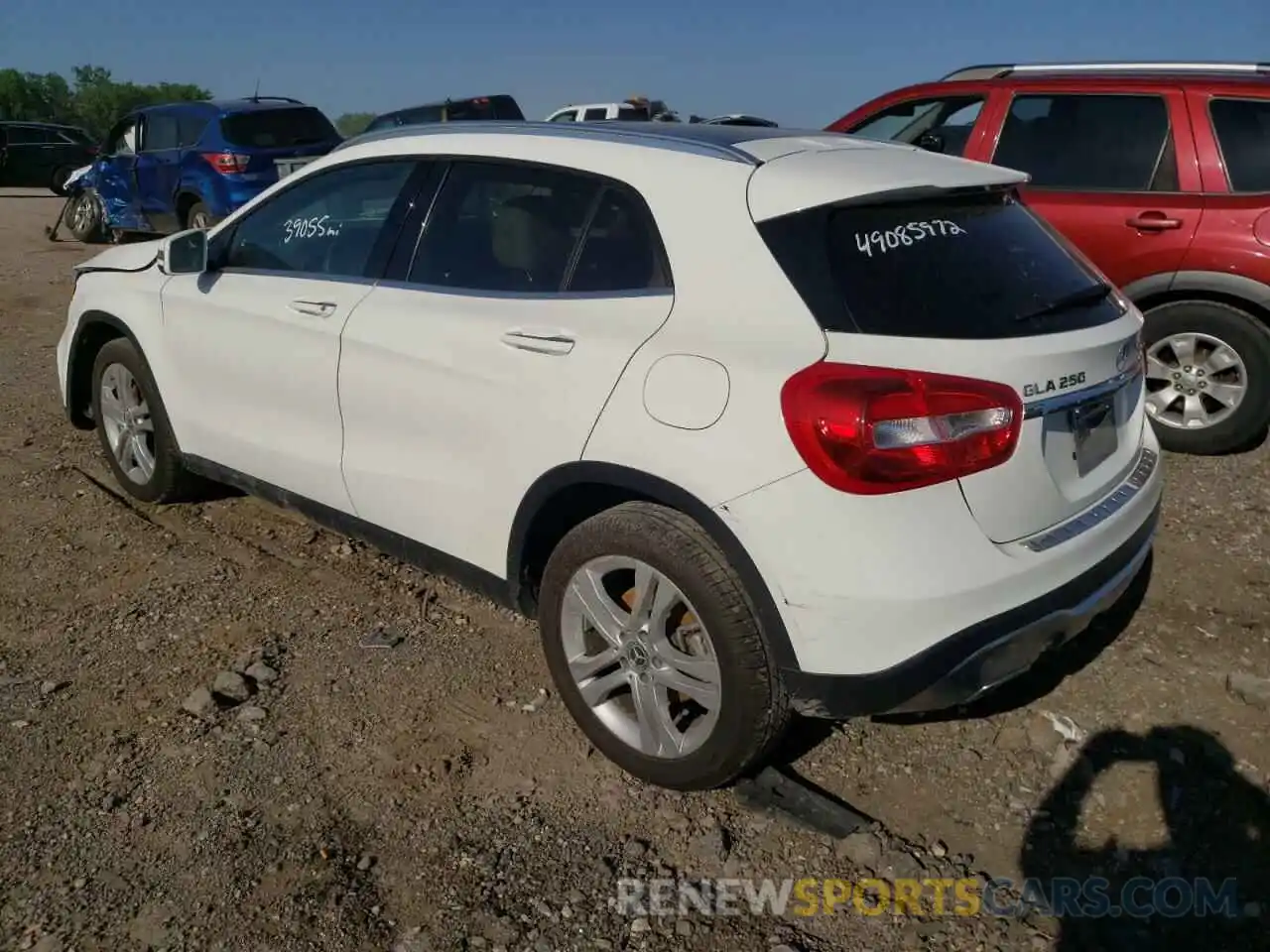 3 Фотография поврежденного автомобиля WDCTG4EB5KU009356 MERCEDES-BENZ GLA-CLASS 2019