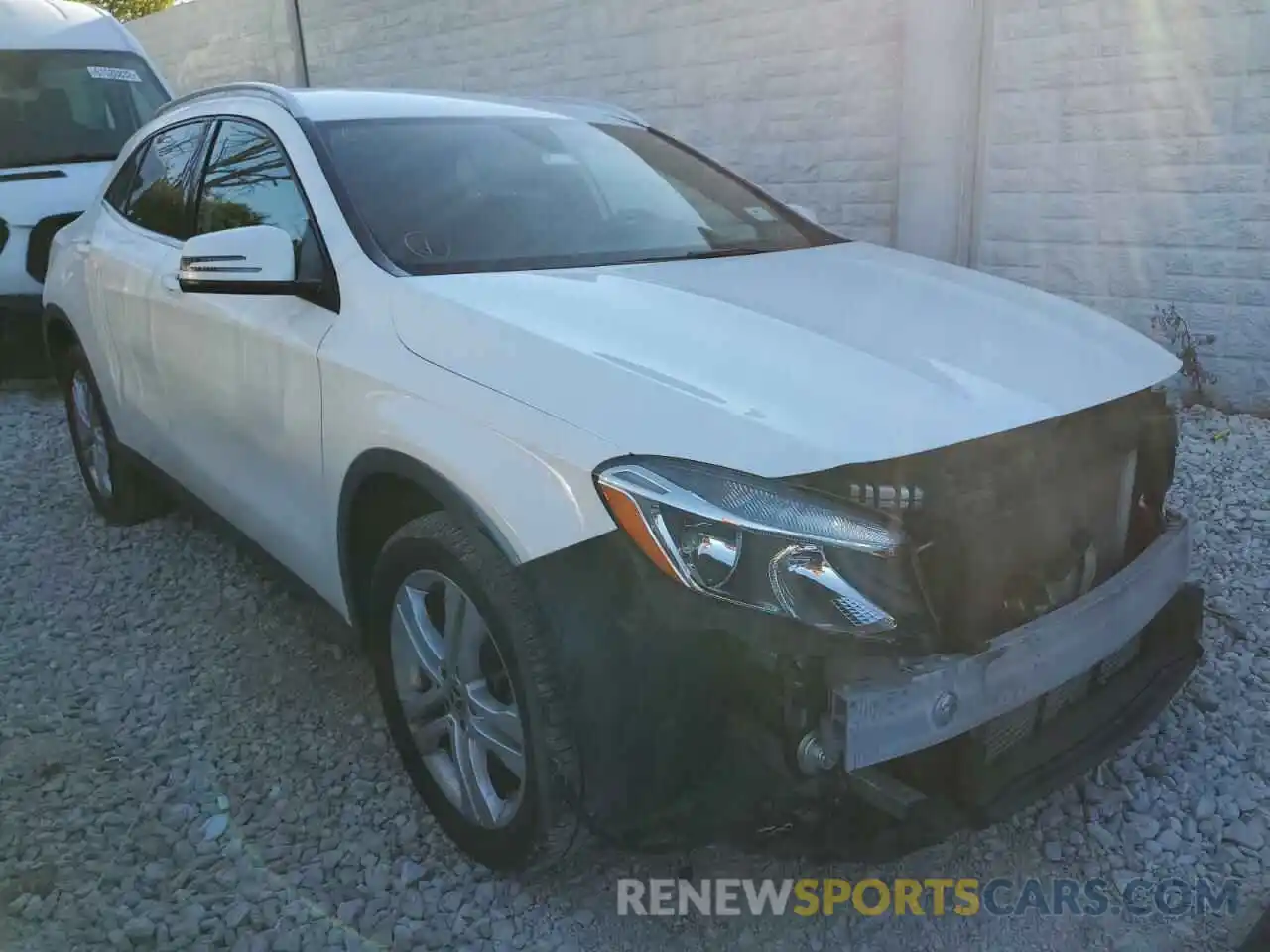 1 Photograph of a damaged car WDCTG4EB5KU012130 MERCEDES-BENZ GLA-CLASS 2019