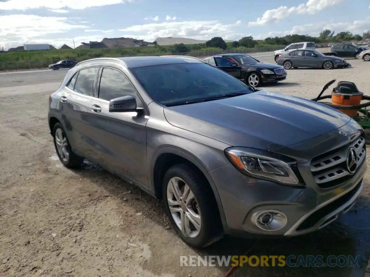 1 Photograph of a damaged car WDCTG4EB6KJ554046 MERCEDES-BENZ GLA-CLASS 2019