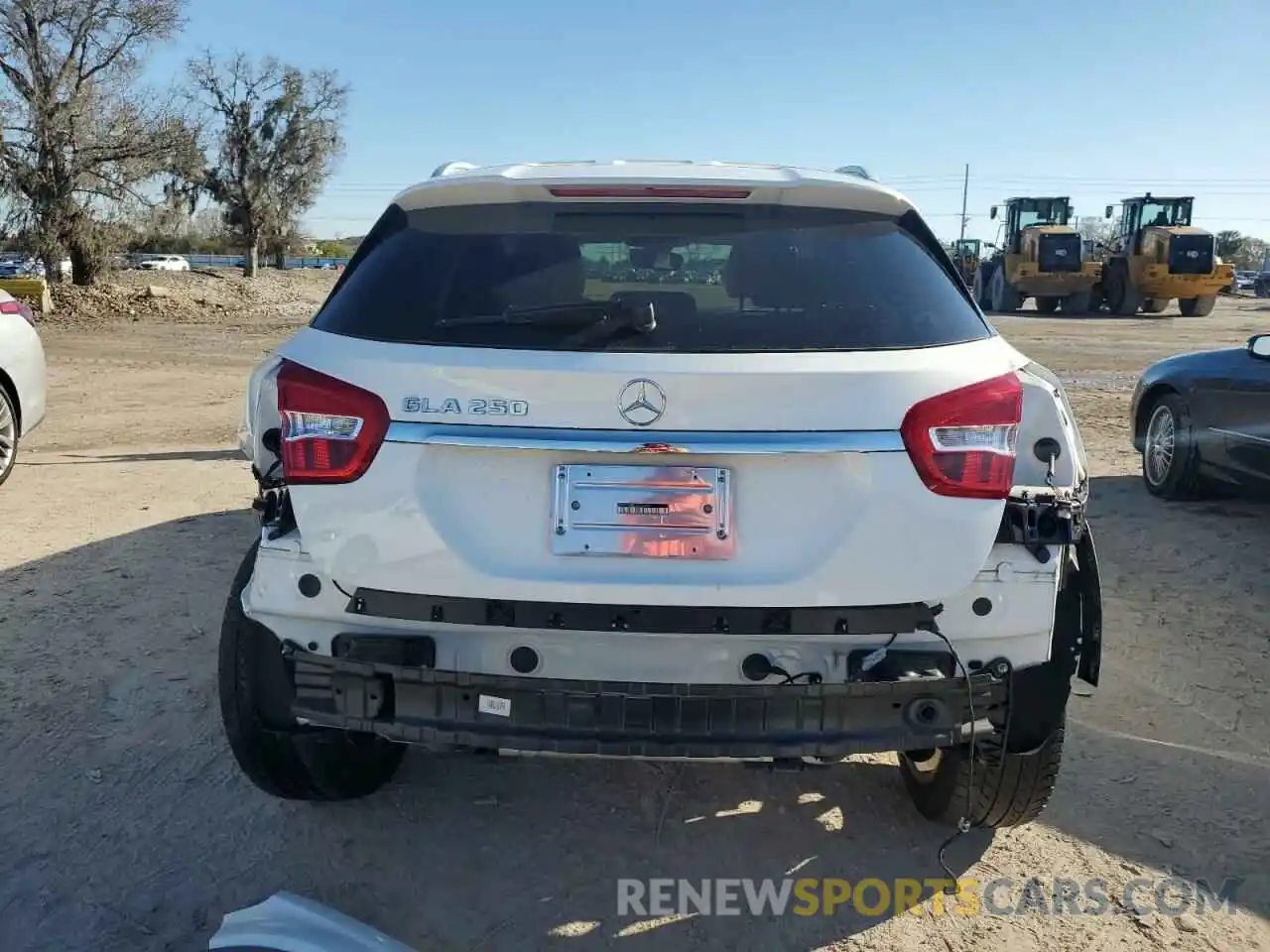 6 Photograph of a damaged car WDCTG4EB6KJ586012 MERCEDES-BENZ GLA-CLASS 2019