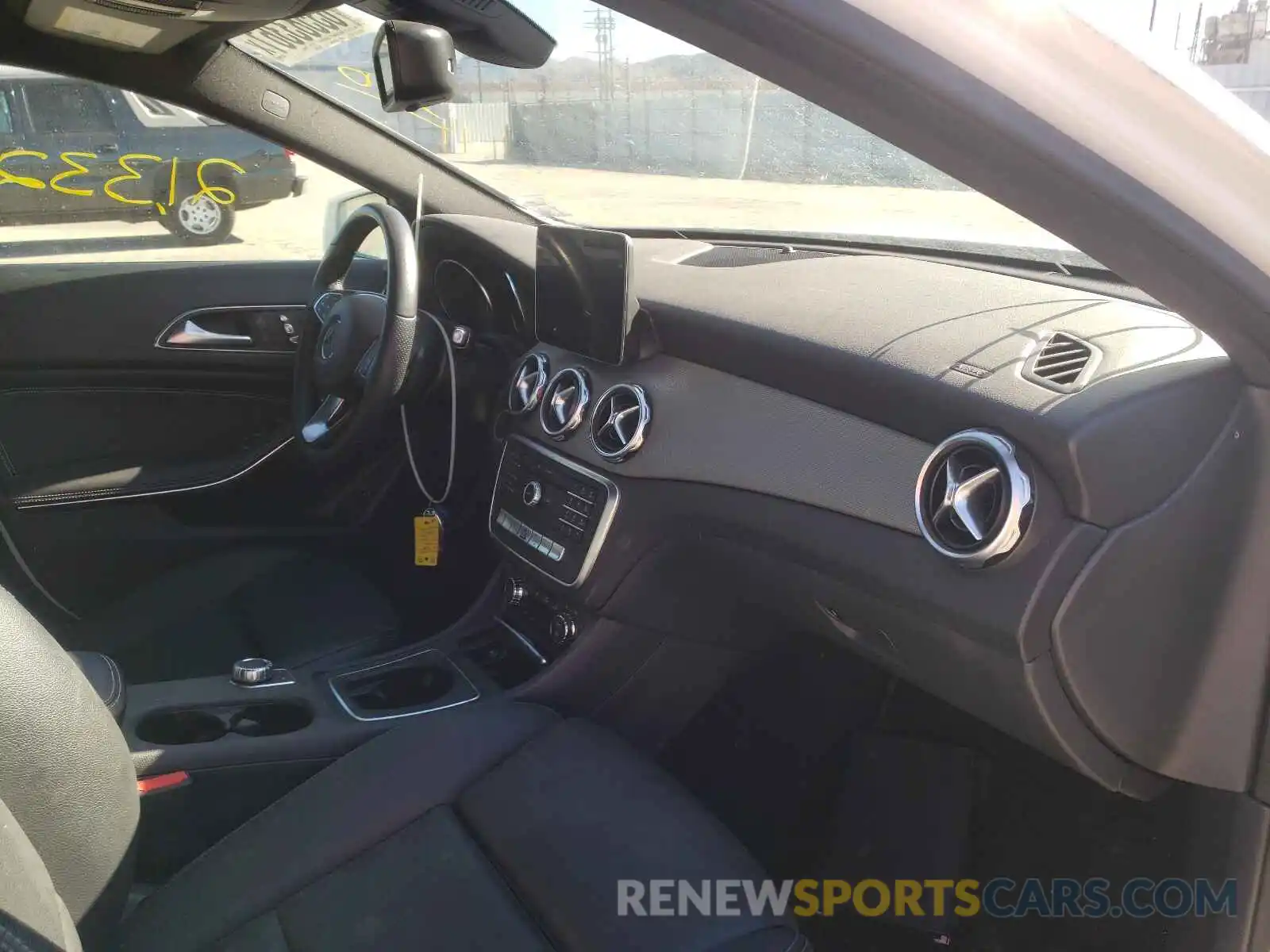 5 Photograph of a damaged car WDCTG4EB7KU002389 MERCEDES-BENZ GLA-CLASS 2019