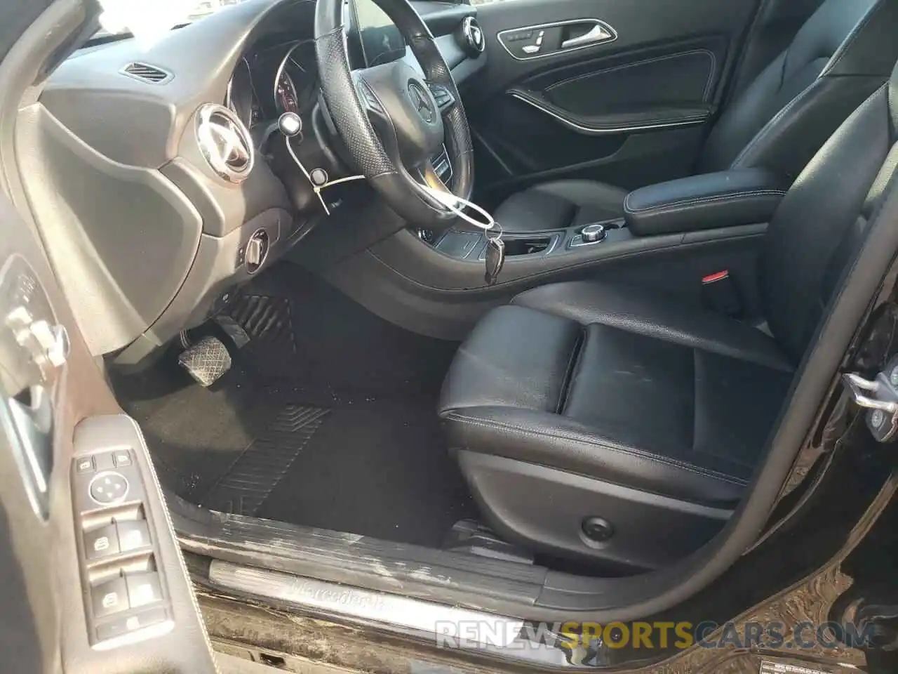 9 Photograph of a damaged car WDCTG4EB7KU005373 MERCEDES-BENZ GLA-CLASS 2019