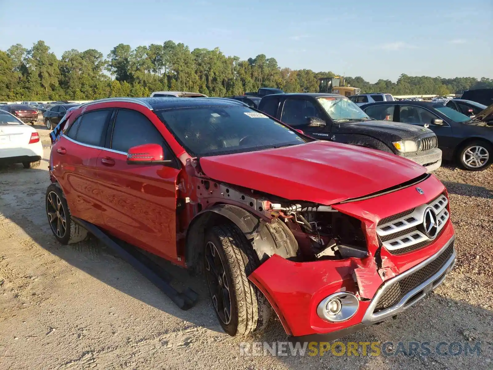 1 Photograph of a damaged car WDCTG4EB7KU020195 MERCEDES-BENZ GLA-CLASS 2019