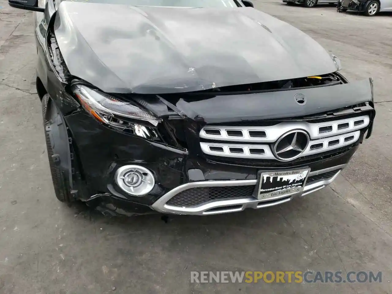 9 Photograph of a damaged car WDCTG4EB8KU002093 MERCEDES-BENZ GLA-CLASS 2019