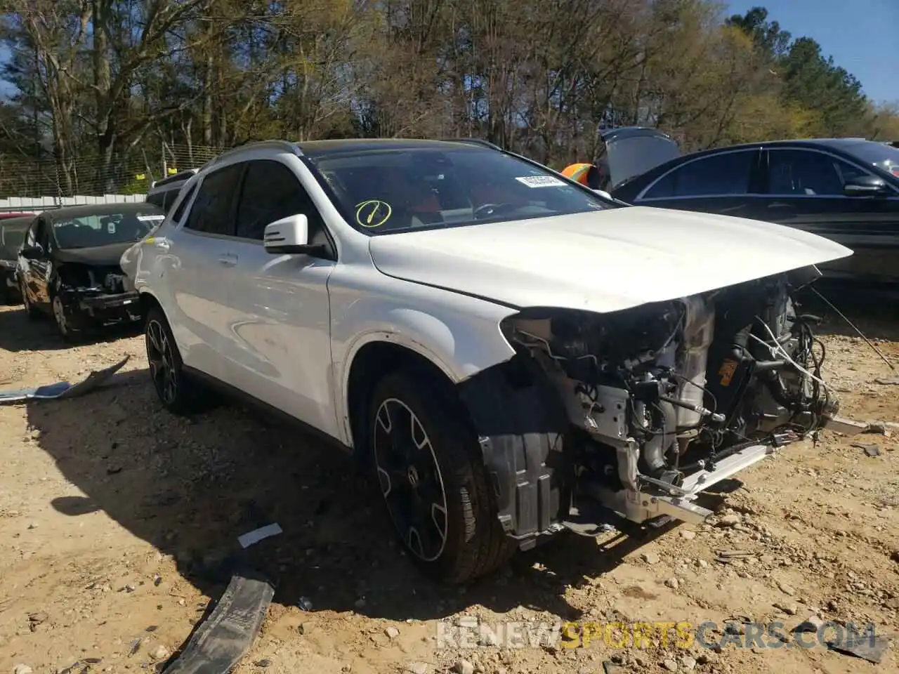 1 Photograph of a damaged car WDCTG4EB8KU009352 MERCEDES-BENZ GLA-CLASS 2019